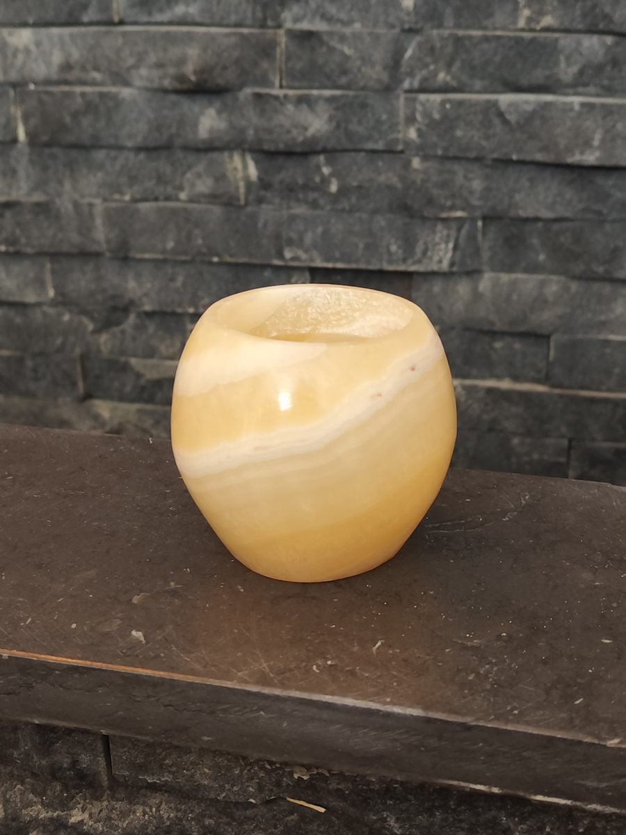 Alabasta Vase
